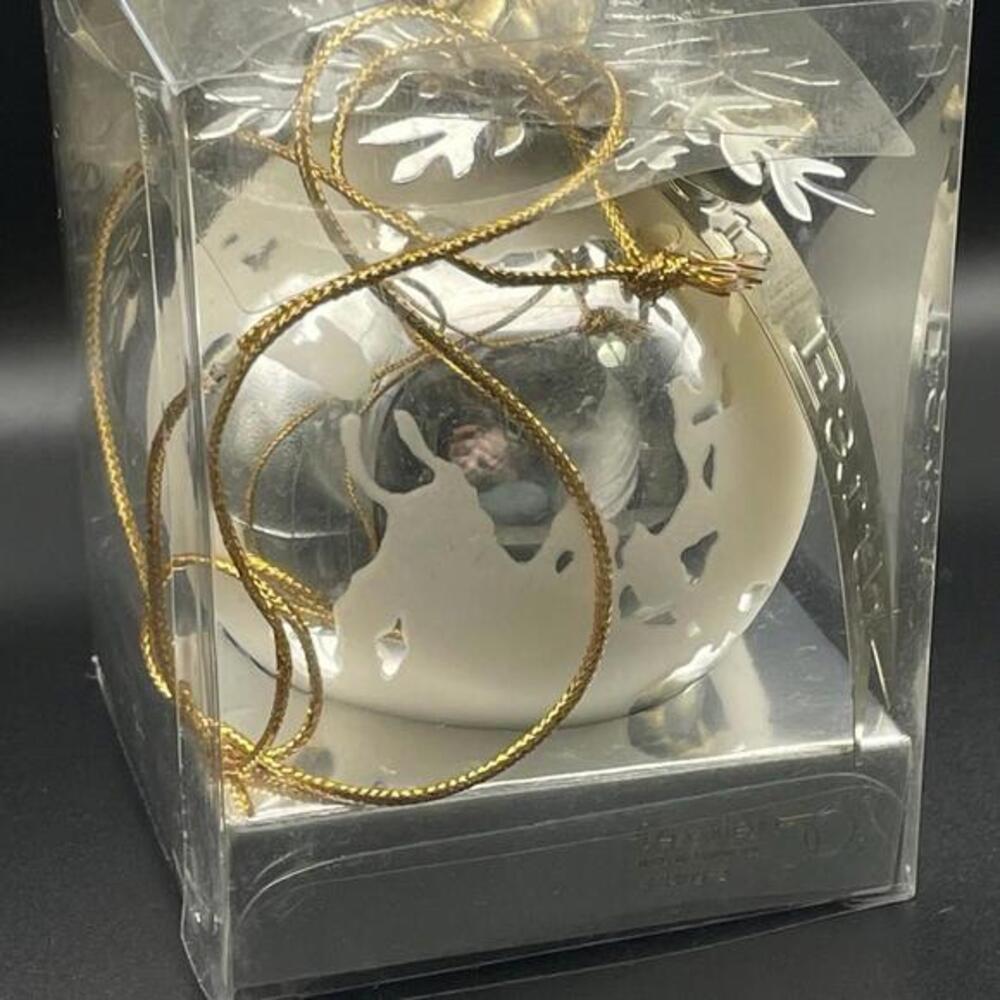 Vintage‎ Dept 56 Peace On Earth Silver Glass Globe Christmas Ornament Box